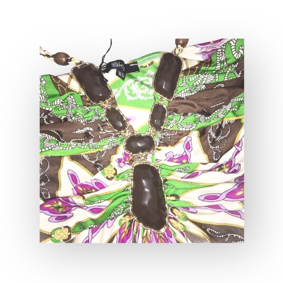 aso TV’s 90210 ✦ Sky ✦ Jeweled Neck Bold Print Silk Halter Top ✦ Braided Straps - Picture 5 of 16